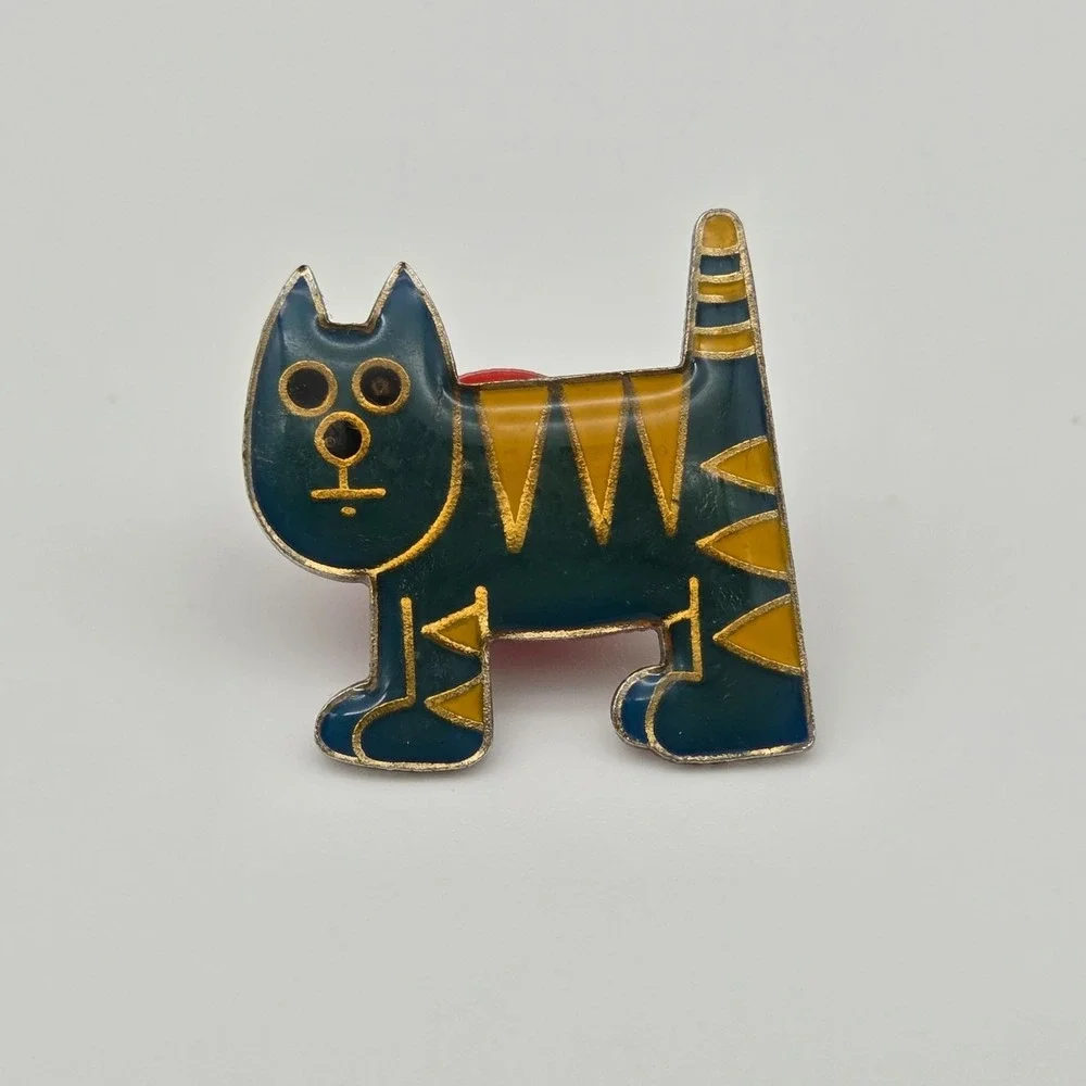 Vintage 1987 AGB Aztec Cat Pin,‎ 1